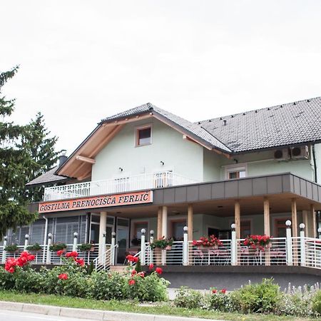 Hotel Gostilna In Prenocisca Ferlic Braslovce Esterno foto