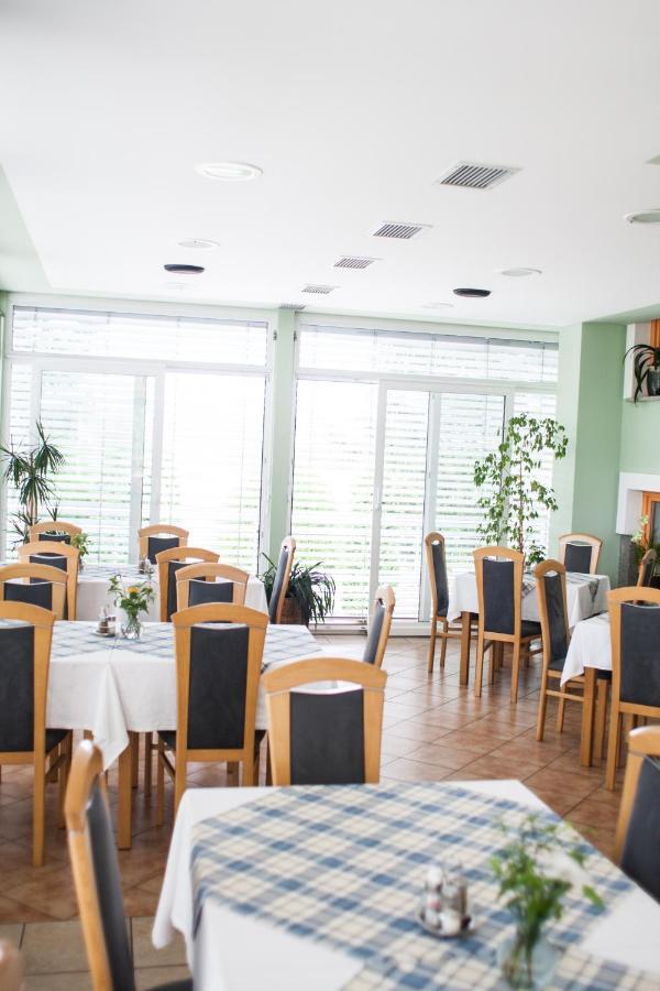 Hotel Gostilna In Prenocisca Ferlic Braslovce Esterno foto