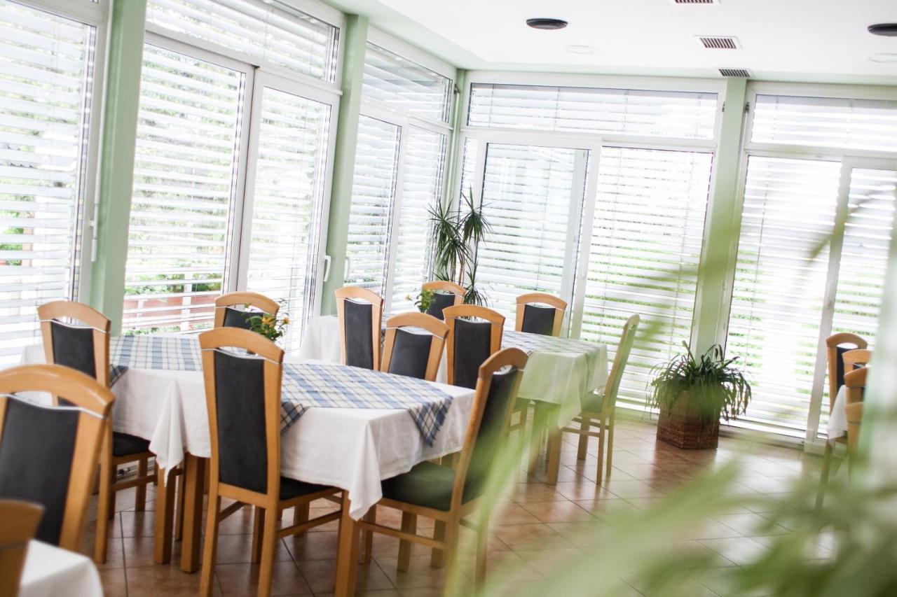 Hotel Gostilna In Prenocisca Ferlic Braslovce Esterno foto
